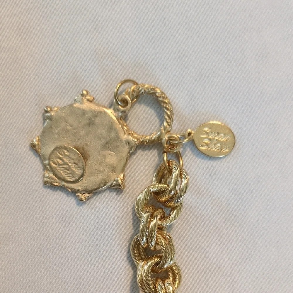 Susan Shaw Gold Bracelet - Picture 5 of 7